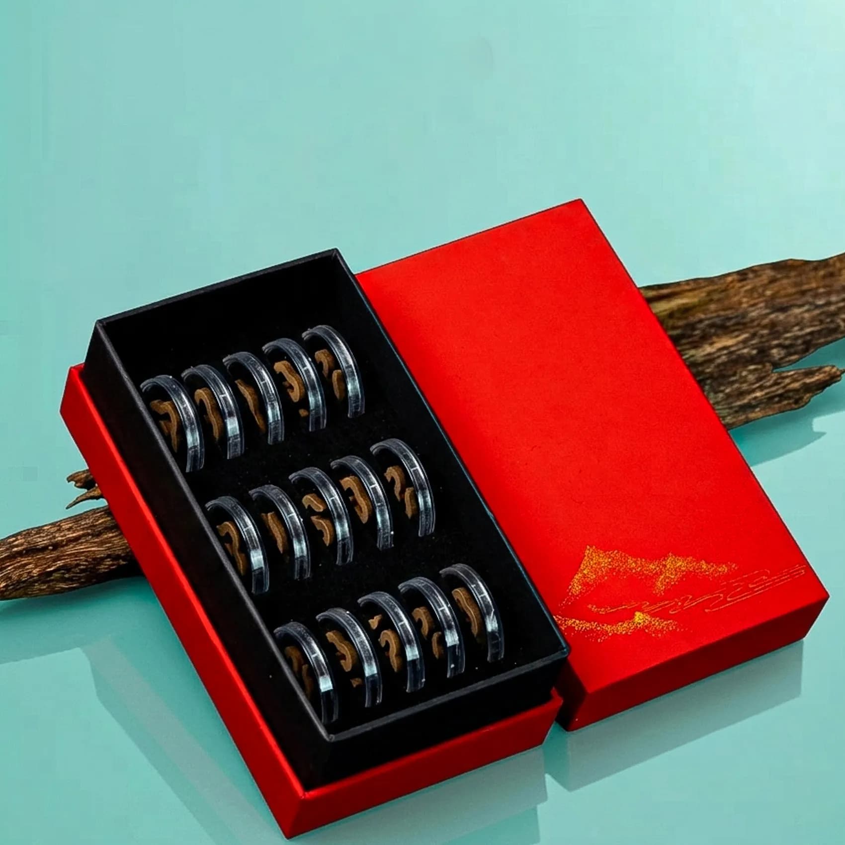 Nhang Trầm Vân Mây tự nhiên VIP ( hộp đỏ nhỏ ) Nhang Trầm Vân Mây tự nhiên VIP ( hộp đỏ nhỏ )