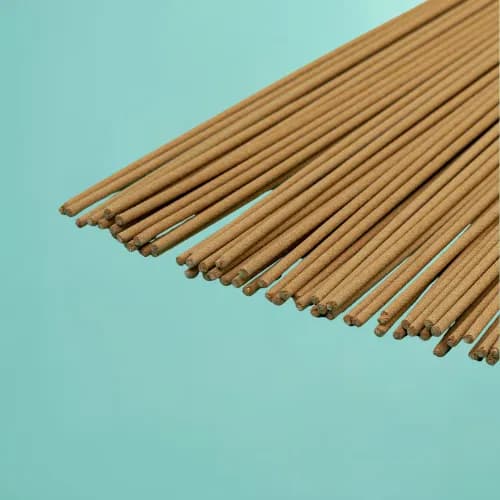 Nhang có tăm Trầm Hương Cao Cấp ( chuôi đỏ ) Nhang có tăm Trầm Hương Cao Cấp ( chuôi đỏ )
